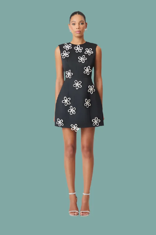 Maiara Mini Dress Stylish Short-Sleeve Mini Dress