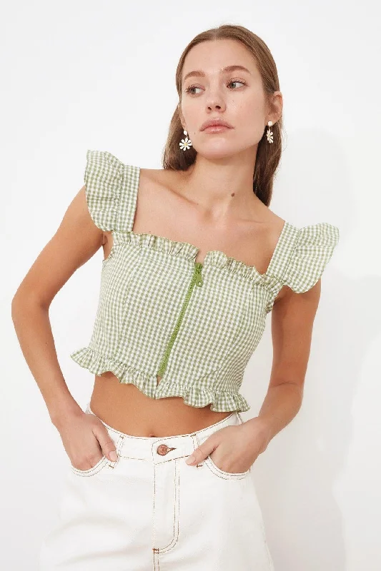 Green Fitted Woven Crop Zipper Detail Gingham Blouse TWOSS21BZ1366 Double-Layered Blouse Green Fitted Woven Crop Zipper Detail Gingham Blouse TWOSS21BZ1366 Double-Layered Blouse