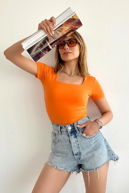 Women's Short Sleeve Square Collar Orange Solid Color Viscose Blouse Balloon Sleeve Blouse Women's Short Sleeve Square Collar Orange Solid Color Viscose Blouse Balloon Sleeve Blouse