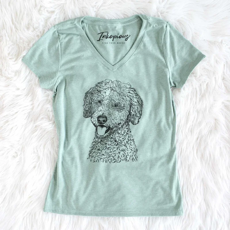 Bare Marlow the Goldendoodle - Women's V-neck Shirt -- Basic T-Shirt Crew Neck Short Sleeve Bare Marlow the Goldendoodle - Women's V-neck Shirt -- Basic T-Shirt Crew Neck Short Sleeve