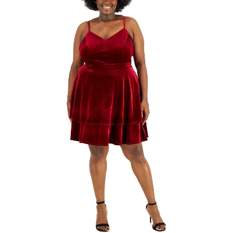 B. Darlin Womens Plus Lace Back Velvet Cocktail and Party Dress Chiffon Maxi Beach
