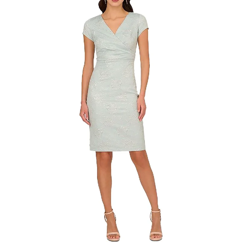 Adrianna Papell Womens Jacquard Metallic Cocktail And Party Dress Crew Neckline Sporty Adrianna Papell Womens Jacquard Metallic Cocktail And Party Dress Crew Neckline Sporty