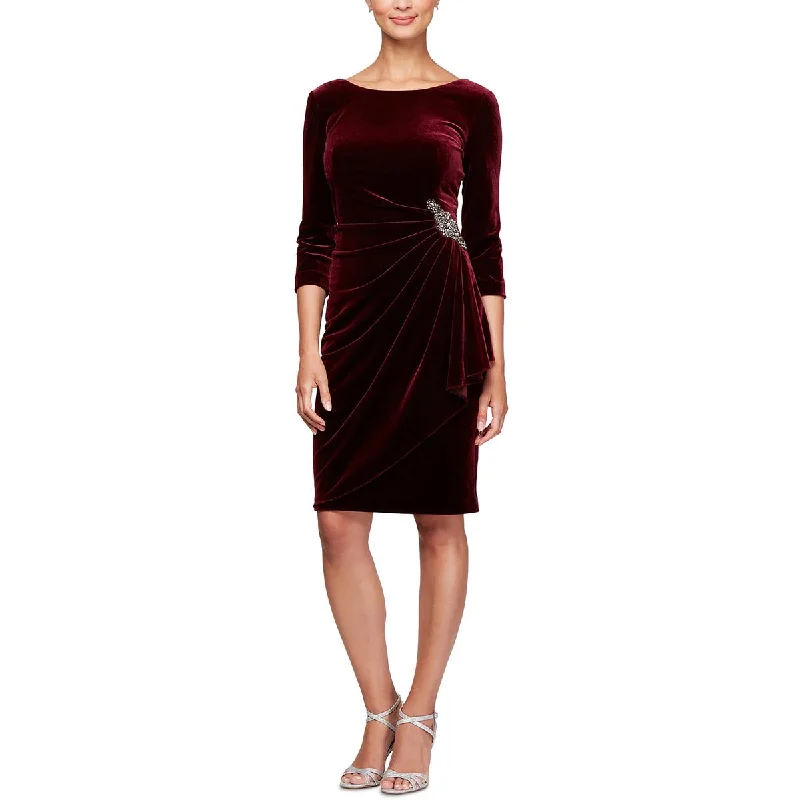Alex Evenings Womens Petites Velvet Pleated Cocktail and Party Dress Sequined Elegant Party