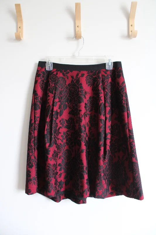White House Black Market Red & Black Lace Skirt | 8 lace skirt intricate