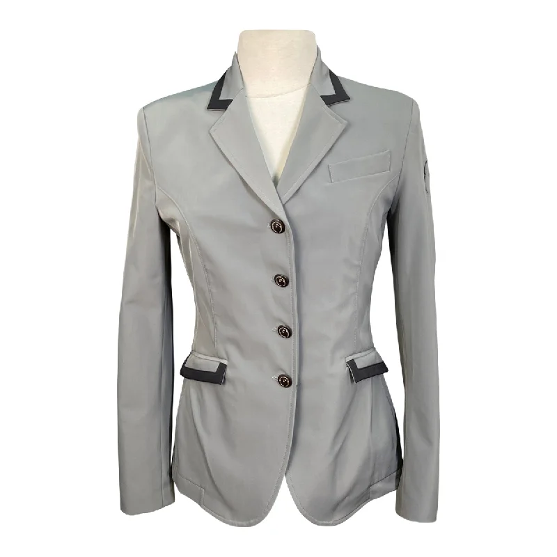 Vestrum 'Evilard' Show Jacket in Light/Dark Grey - Women's IT 44 (US 8) Denim Jacket Leather Jacket Suede Jacket Vestrum 'Evilard' Show Jacket in Light/Dark Grey - Women's IT 44 (US 8) Denim Jacket Leather Jacket Suede Jacket